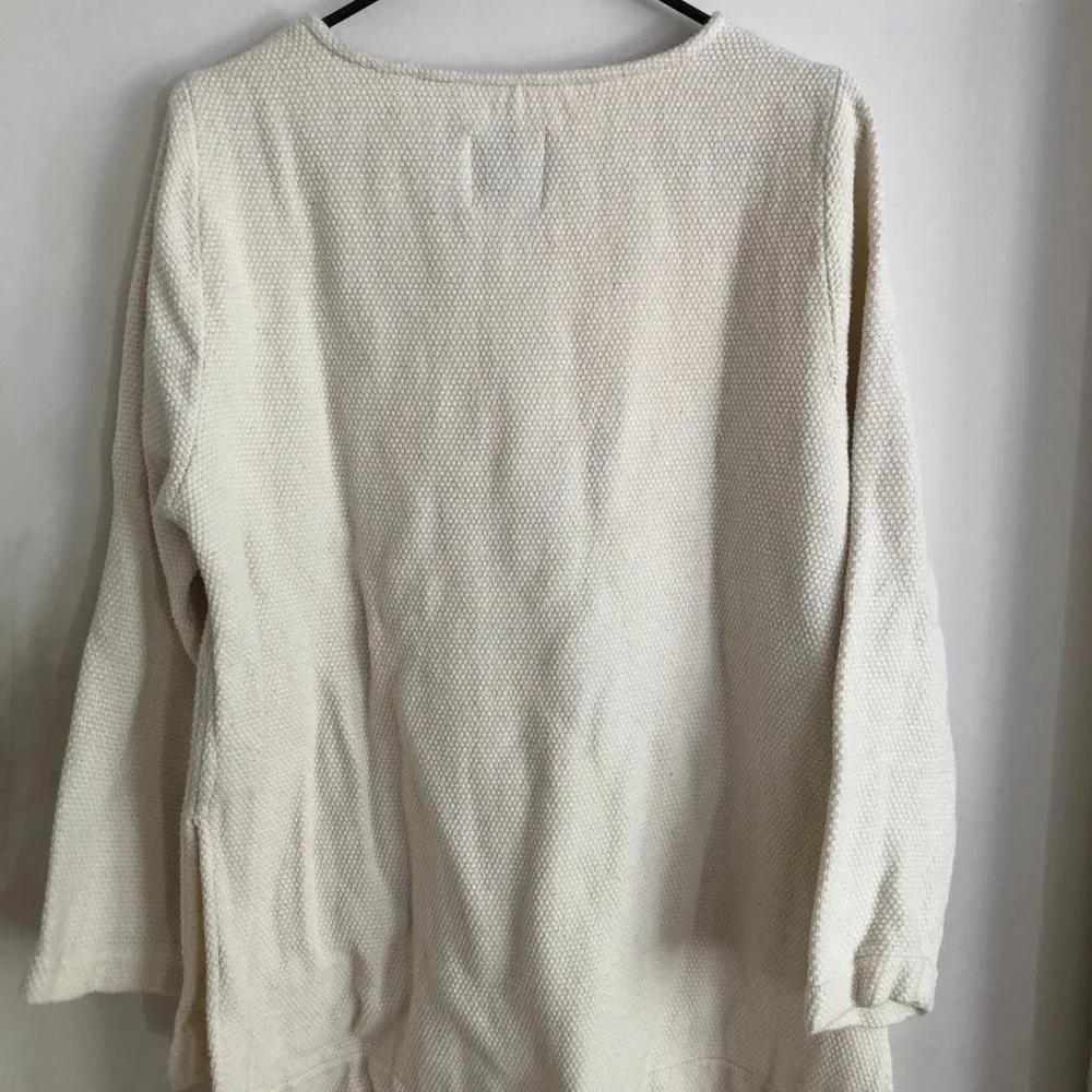 Jamie + the Jones Women's Cream Sweater - Crew Neck - Picture 2 of 6